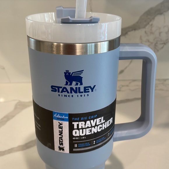 Stanley - OG CHAMBRAY 40 oz. Adventure Quencher Travel Tumbler (Blue) - NWT! - Picture 3 of 5